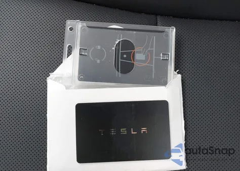 2026 Tesla Model S All-Wheel Drive from USA, damaged, VIN 5YJSA1E57TF555923